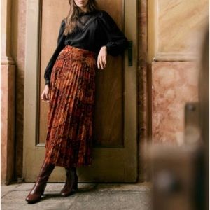 Sezane Dune velvet skirt